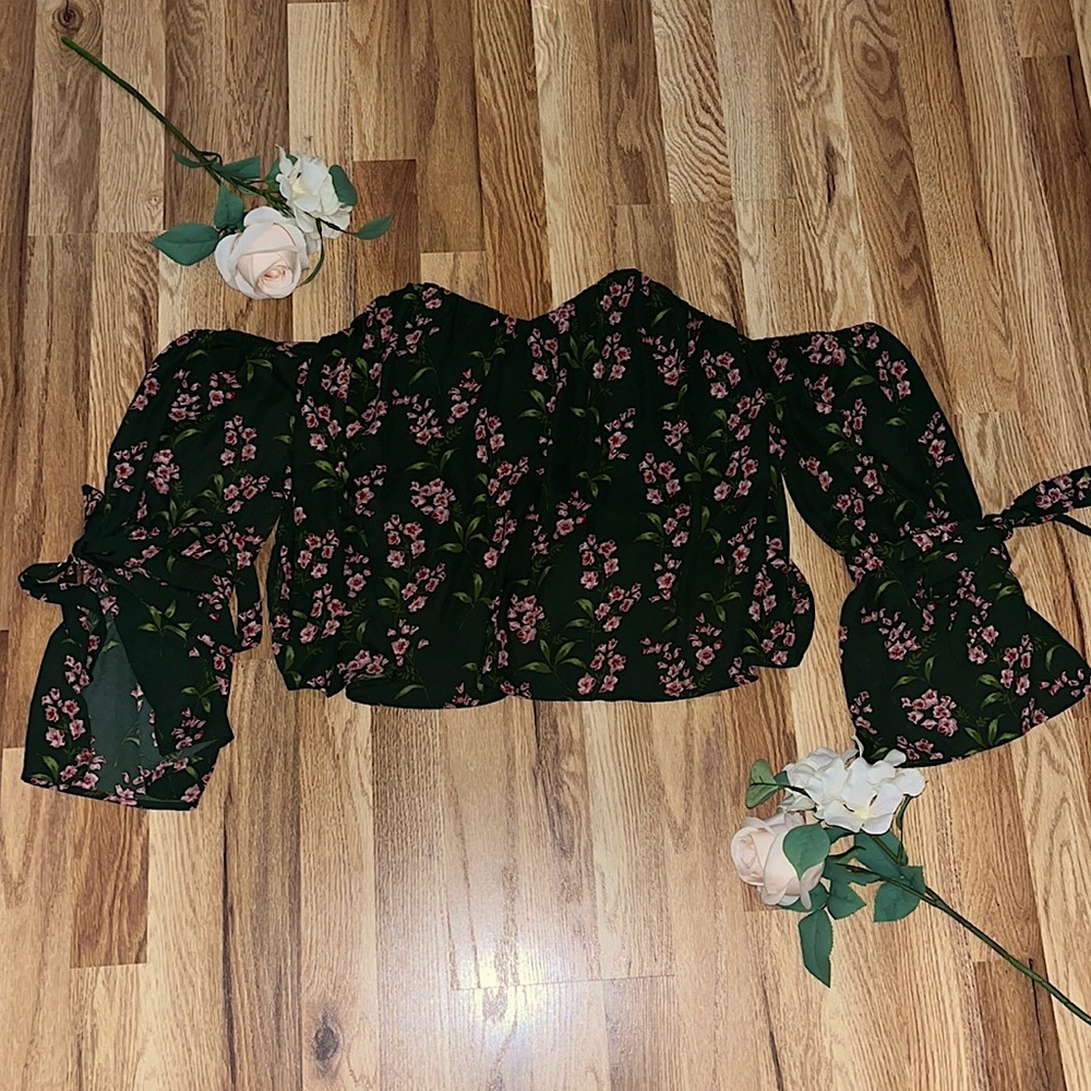 Francesca’s off the shoulder floral crop top